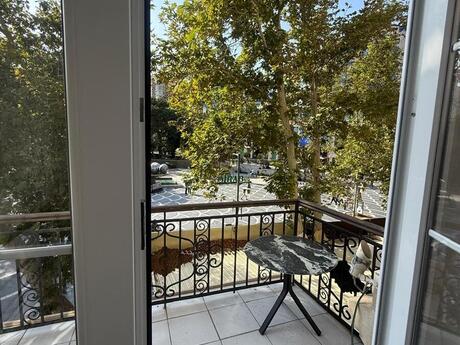 1 otaqlı mənzil, 40 m², Sahil: 220 000 ₼ 3