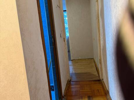 Elmlər Akademiyasında 3 otaqlı köhnə tikili mənzil satılır, 70 m², 168 000 AZN, şəkil 5 / 9