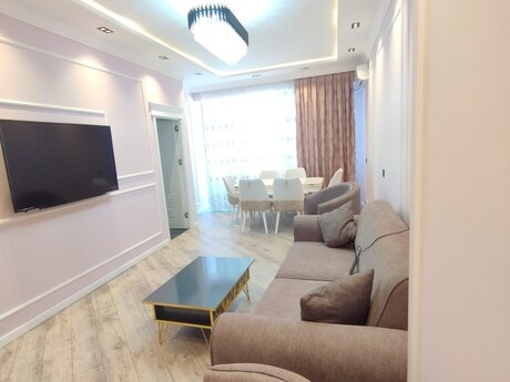 Аренда: 2-комнатная квартира, 73 м², Şah İsmayıl Xətai: 900 ₼/мес 2