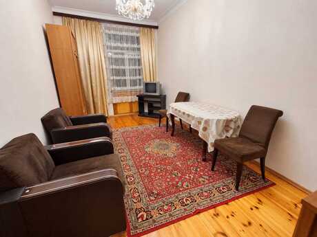 Объявление №6489565 - Баку, м. Кара Караев, 3-комн., 85 м², 3/4 этаж