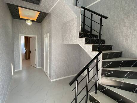 4-room house, 200 m², Binə: 127 000 ₼ 4