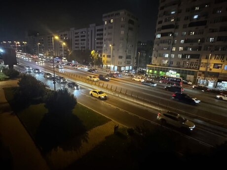 Elan №6489581 - Bakı, 8-ci mikrorayon q., 3 otaqlı, 90 m², 3/5 mərtəbə