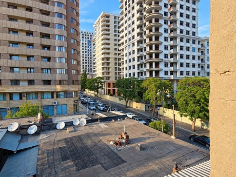 Объявление №6489608 - Баку, м. 28 мая, 3-комн., 70 м², 3/3 этаж