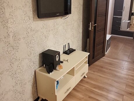 2-room apartment for rent, 56 m², İnşaatçılar: 700 ₼/mo 3