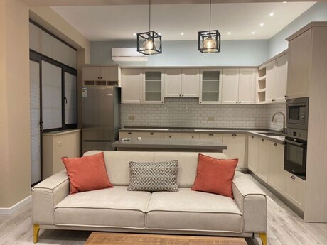 Kirayə 3 otaqlı mənzil, 130 m², Renessans Palace: 2 500 ₼/ay 4