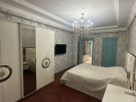 3 otaqlı mənzil, 146 m², Neftçilər: 450 000 ₼ 5
