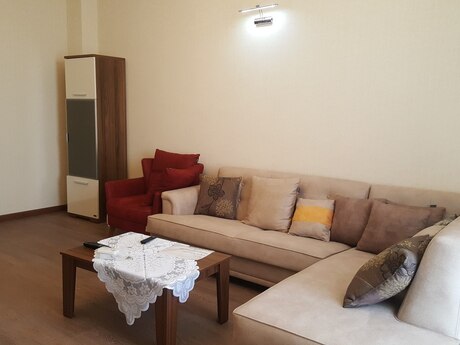 Аренда: 2-комнатная квартира, 92 м², Ağ şəhər: 1 600 ₼/мес 3
