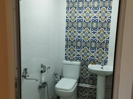 7-room apartment for rent, 210 m², Nizami: 1 800 ₼/mo 3