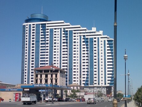 Elan №6489819 - Bakı, Şah İsmayıl Xətai m., 9 otaqlı, 205 m²