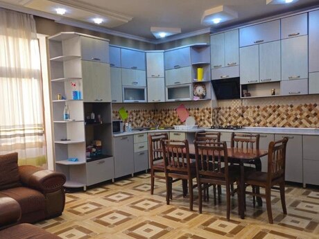 3 otaq · 120 m² · 11/16 mərtəbə, Şah İsmayıl Xətai
