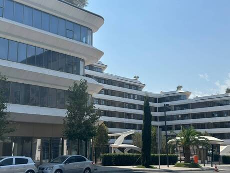 4 rooms · 213 m² · floor 5/8, Ağ şəhər