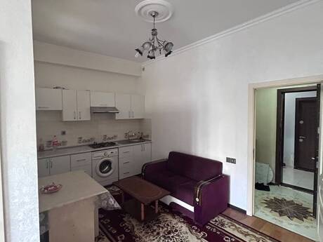 2 otaqlı mənzil, 50 m², Massiv D: 130 000 ₼ 5