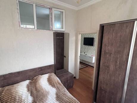 2 otaqlı mənzil, 50 m², Massiv D: 130 000 ₼ 3