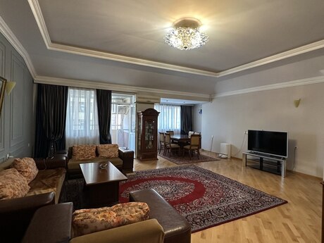 Nəsimidə 4 otaqlı yeni tikili mənzil satılır, 240 m², 310 000 AZN, şəkil 3 / 12