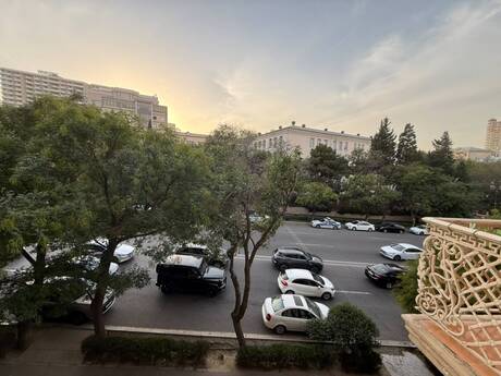 4-комнатная квартира, 110 м², Elmlər Akademiyası: 340 000 ₼ 3