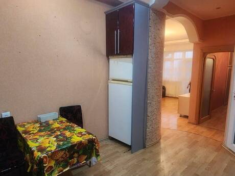 Аренда: 2-комнатная квартира, 60 м², Elmlər Akademiyası: 700 ₼/мес 2