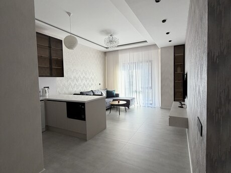 3-room apartment for rent, 110 m², Ağ şəhər: 2 500 ₼/mo 3