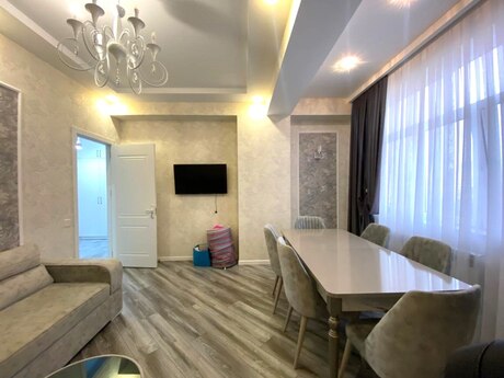 Аренда: 2-комнатная квартира, 85 м², Qara Qarayev: 900 ₼/мес 3