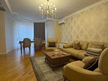 3-room apartment for rent, 130 m², 20 Yanvar: 1 000 ₼/mo 5