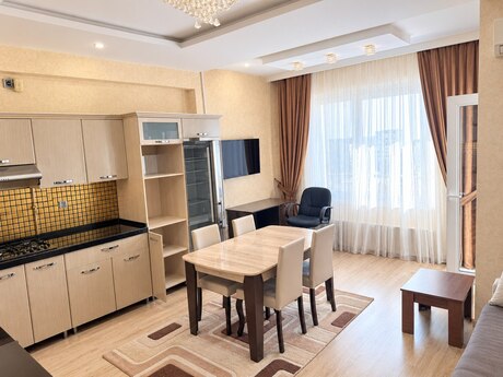 Объявление №6490166 - Баку, м. Элмляр Академиясы, 2-комн., 60 м², 8/10 этаж