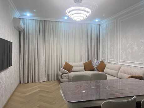 Gənclikdə 2 otaqlı yeni tikili mənzil kirayə verilir, 80 m², 1 700 AZN/ay, şəkil 4 / 9