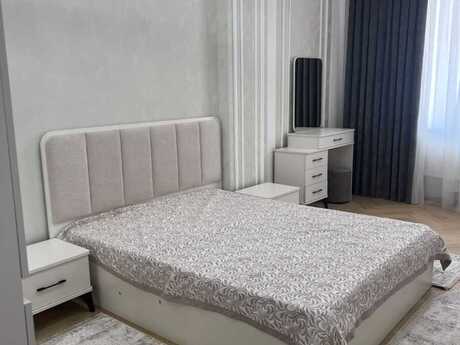 Elan №6490278 - Bakı, Gənclik m., 2 otaqlı, 80 m², 3/17 mərtəbə