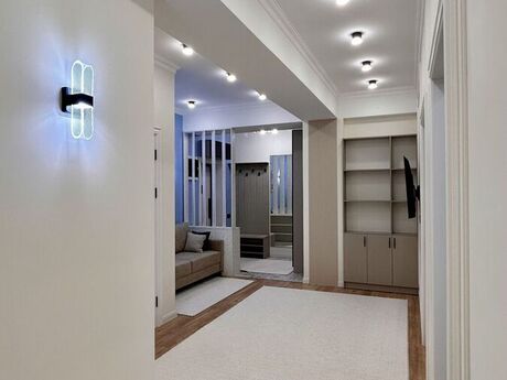 Gənclikdə 2 otaqlı yeni tikili mənzil kirayə verilir, 75 m², 1 200 AZN/ay, şəkil 4 / 12