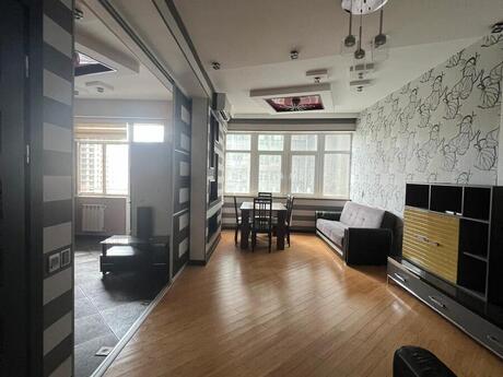 3-комнатная квартира, 94 м², Şah İsmayıl Xətai: 280 000 ₼ 2