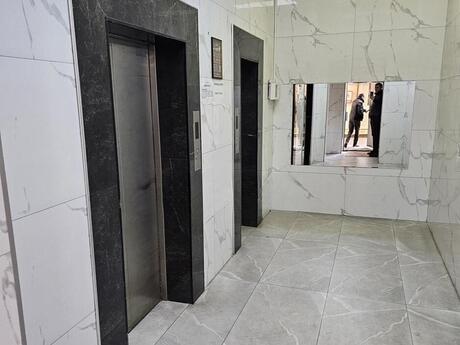 3 otaqlı mənzil, 100 m², 8 Noyabr: 265 000 ₼ 4