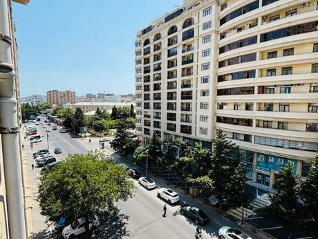 3-room apartment, 92 m², Bakıxanov: 285 000 ₼ 2