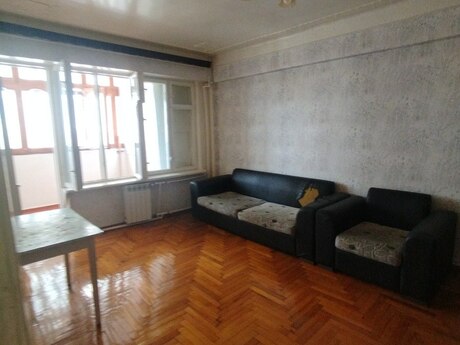 Аренда: 3-комнатная квартира, 80 м², Elmlər Akademiyası: 800 ₼/мес 2