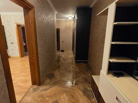 4 otaqlı həyət evi, 200 m², Mərdəkan: 395 000 ₼ 4