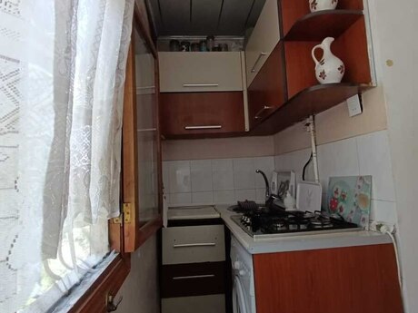 Nəriman Nərimanovda 2 otaqlı köhnə tikili mənzil satılır, 42 m², 135 000 AZN, şəkil 3 / 7