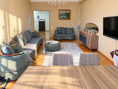 3-room apartment, 105 m², Nəriman Nərimanov: 285 000 ₼ 2