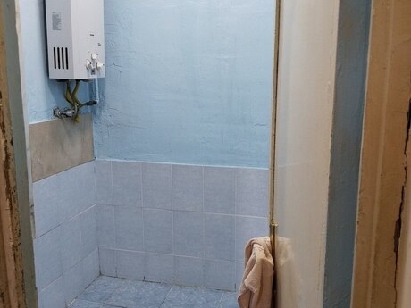 Сдаётся 2-комнатная квартира в старом фонде, Memar Əcəmi, 50 м², 500 AZN/мес, фото 4 / 9