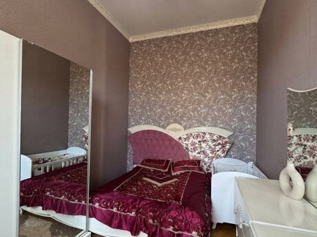 Sahildə 3 otaqlı köhnə tikili mənzil satılır, 90 m², 410 000 AZN, şəkil 5 / 12