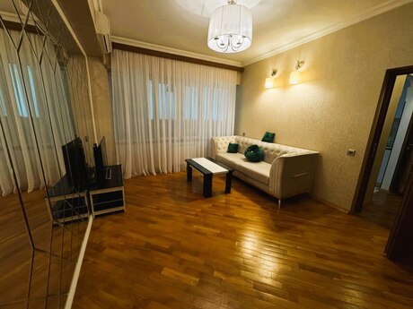 Объявление №6490661 - Баку, пос. Баилова, 2-комн., 70 м², 6/18 этаж