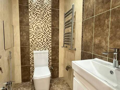 3-room apartment, 136 m², Neftçilər: 352 000 ₼ 2