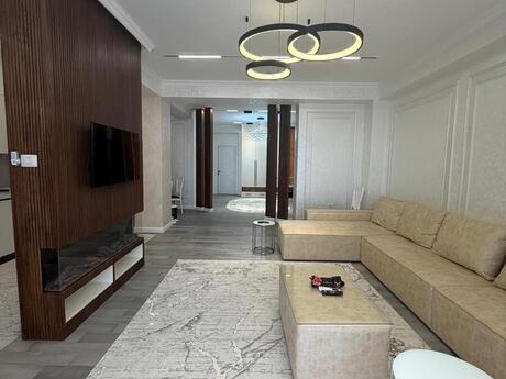 Kirayə 3 otaqlı mənzil, 125 m², Şah İsmayıl Xətai: 1 700 ₼/ay 2