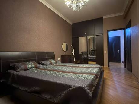 Kirayə 3 otaqlı mənzil, 165 m², 28 May: 1 299 ₼/ay 3