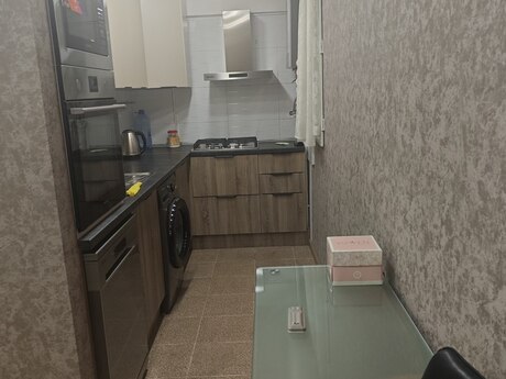 Аренда: 4-комнатная квартира, 85 м², Şah İsmayıl Xətai: 1 100 ₼/мес 5