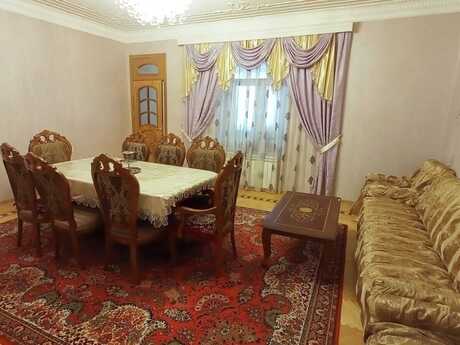 4-room apartment for rent, 120 m², Nərimanov: 1 000 ₼/mo 2