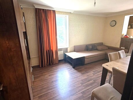 Elan №6490899 - Bakı, Elmlər Akademiyası m., 2 otaqlı, 35 m², 3/5 mərtəbə