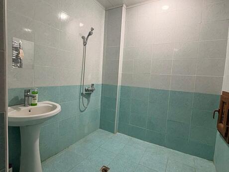 3-room apartment for rent, 98,5 m², Gənclik: 195 ₼/mo 4