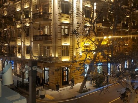 2-комн. · 70 m² · 2/5 этаж, İçəri Şəhər