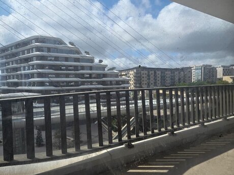 4-room apartment, 213 m², Ağ şəhər: 1 200 000 ₼ 5
