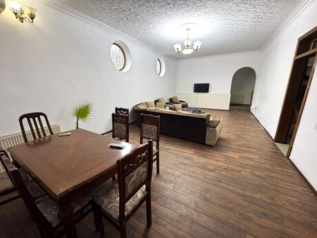 4-room house for rent in Badamdar, 250 m², 1 300 AZN/mo, photo 4 / 7