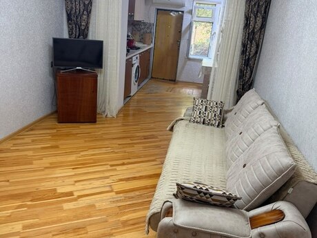 Продаётся 2-комнатная квартира в старом фонде, Nəriman Nərimanov, 52 м², 155 000 AZN, фото 3 / 10