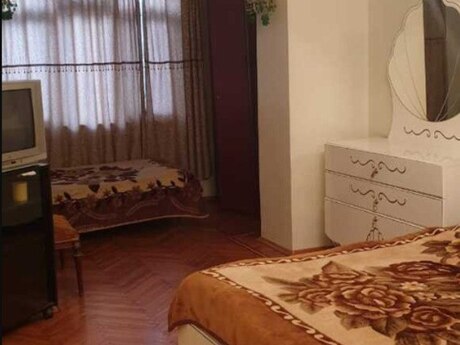Elan №6490324 - Bakı, Elmlər Akademiyası m., 3 otaqlı, 110 m², 1/5 mərtəbə