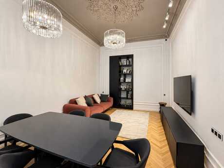 3-комнатная квартира, 100 м², İçəri Şəhər: 450 000 ₼ 3